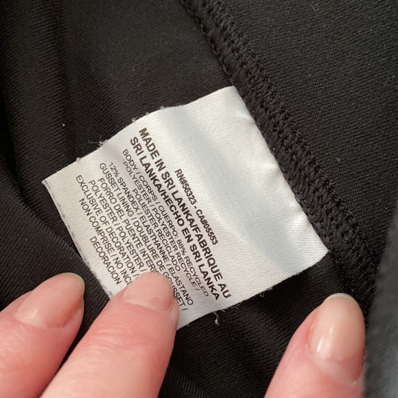 Nike Dri Fit Black Active Capri Crop Leggings Tights Medium - Picture 4 of 13